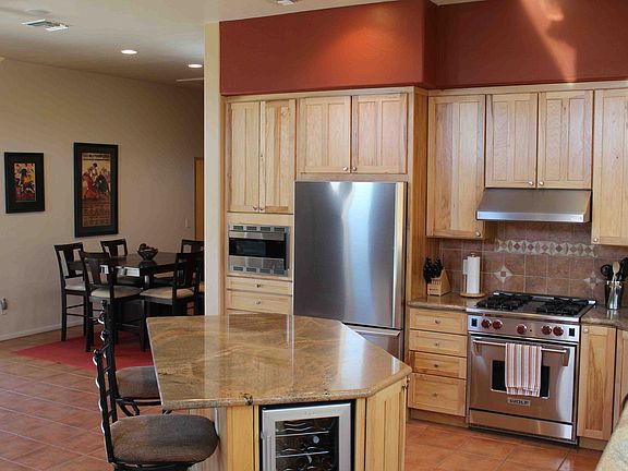 2nd image of 3822 N Cherry Creek Pl