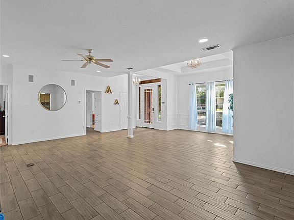 5th image of 11832 Ferndale Ln