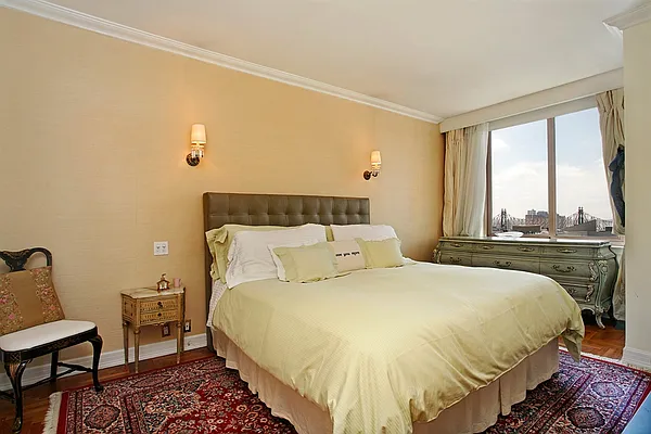 Sold by Corcoran | media 26