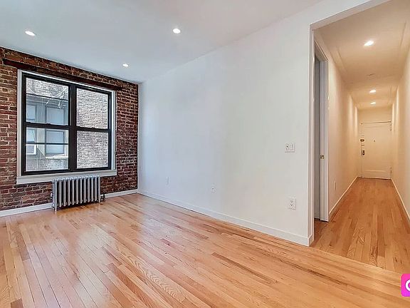 5th image of 31-15 32nd St #A17