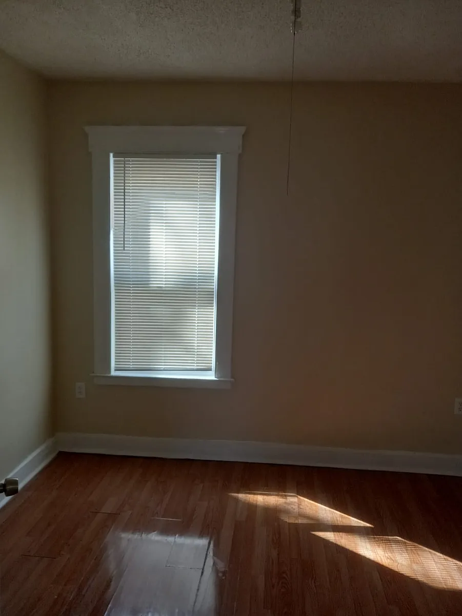 Building Photo - 48 Hurlburt St #3