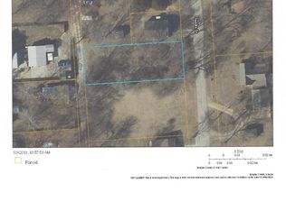 400 Isacks St, Lecompton, KS 66050