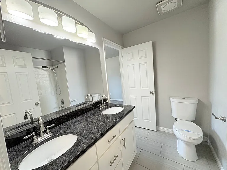 5674 S Magic Isle Ln — Photo 14
