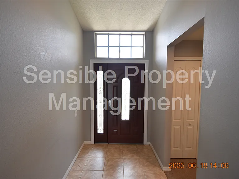 5627 War Admiral Dr — Photo 2