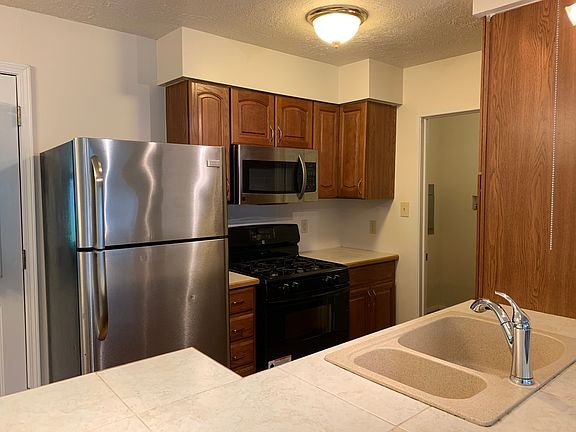 4th image of 1507 Melvin St