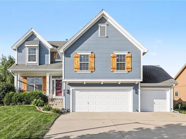 1705 NW 93rd St, Kansas City, MO 64155