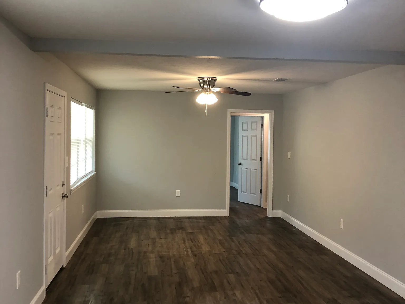 3 bed, 1600 sqft, $1,400 — Photo 3