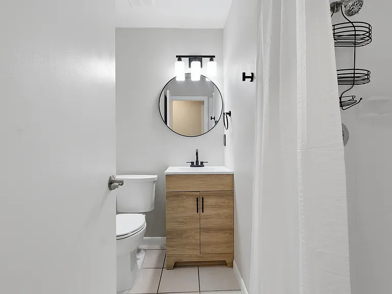 3751 Mackenzie Ct — Photo 7