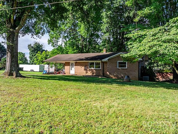 4th image of 1675 Morningside Dr