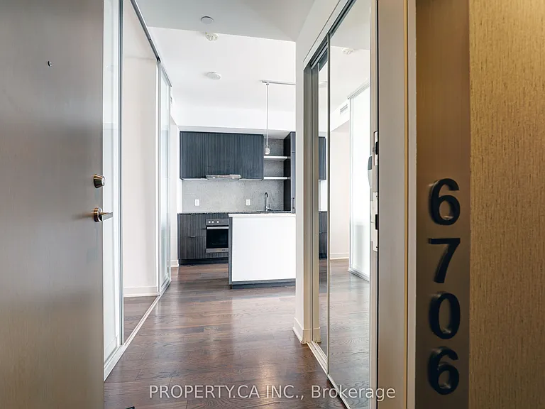 88 Harbour St #6706 — Photo 2