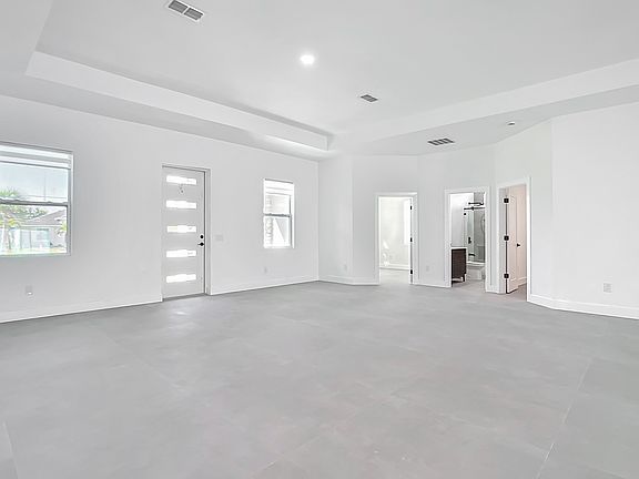 5th image of 174 Ingram Blvd