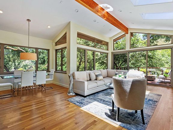 4th image of 110 Carmel Way