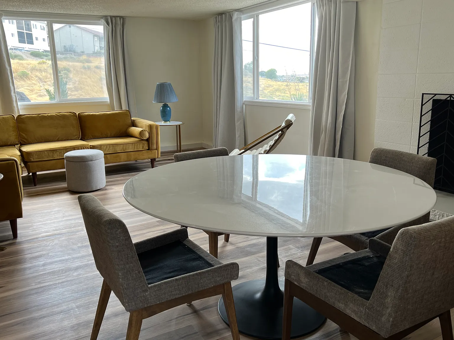 1 bed, 1450 sqft, $1,300 — Photo 2