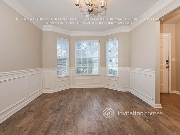 4th image of 1147 Oak Hollow Ln