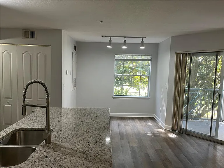 7200 Westpointe Blvd #1524 — Photo 6