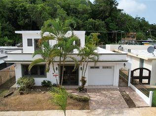 665 Private Road Urb Colinas De Lourdes #6, Barceloneta, PR 00617