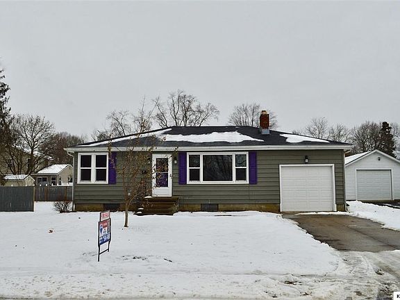 3rd image of 233 Ames St