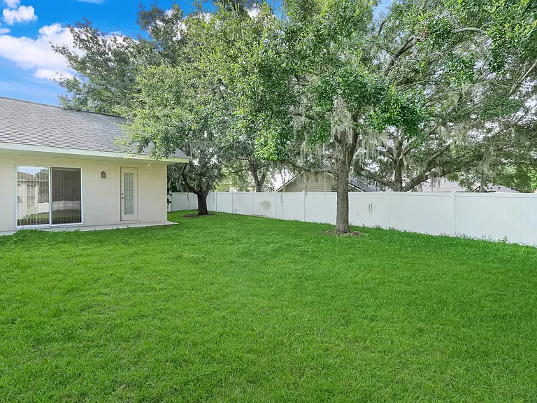 12900 Cloverdale Ln — Photo 31