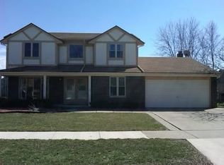 45537 Holmes Dr, Canton, MI