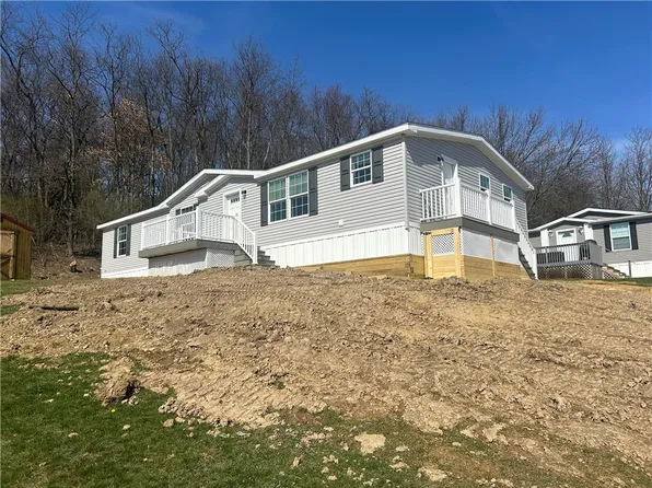 105 Mary Lynn Ln, Valencia, PA 16059
