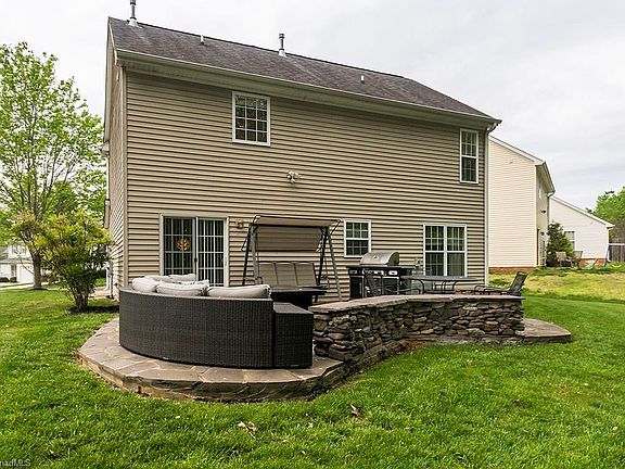 2nd image of 5922 Bluestem Cir