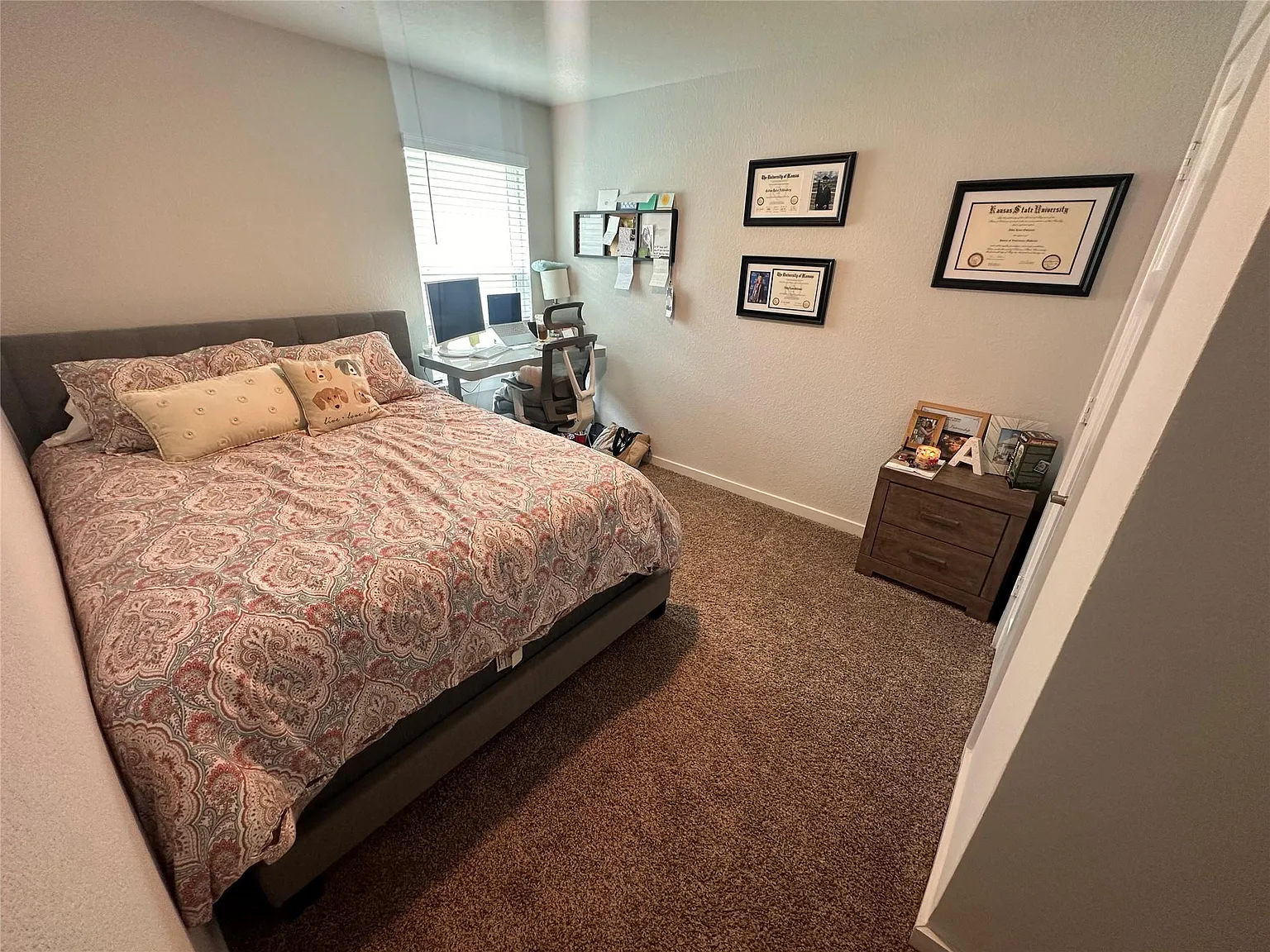 3 bed, 2.0 bath, 1345 sqft, $2,200 — Photo 4