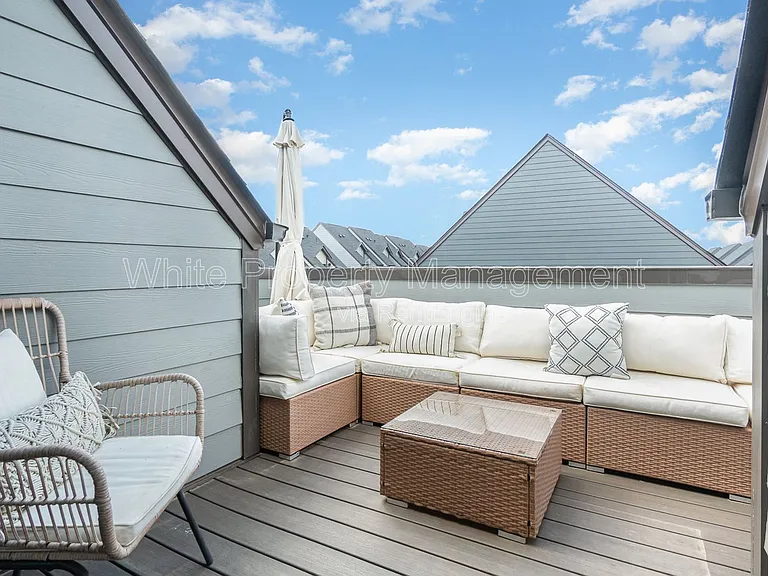 4742 Chastain Ave — Photo 17