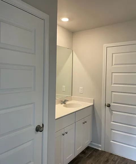 129 Hoffman Park Dr — Photo 24