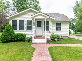26425 Coleridge St, Harrison Township, MI 48045