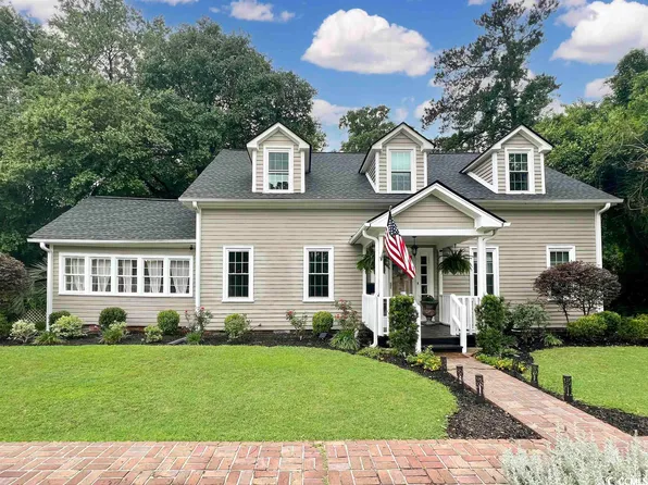 907 Collins St., Conway, SC 29526