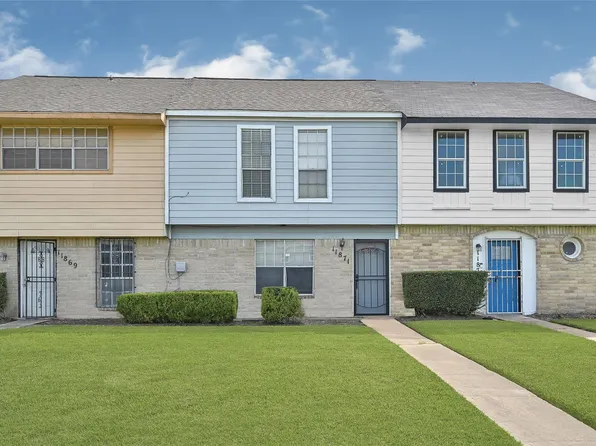 11871 Algonquin Dr, Houston, TX 77089