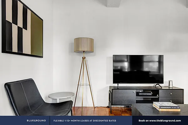 Rented by The Blueground | media 20