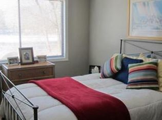 8 Catalpa Ct, Avon, CT 06001