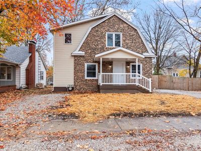 710 N Van Buren St, Litchfield, IL, 62056