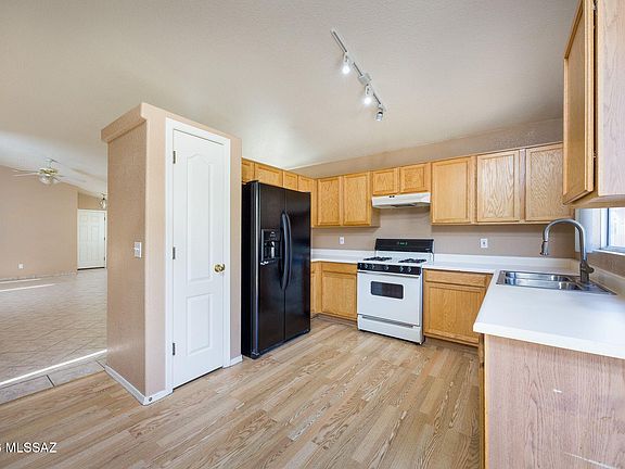 5th image of 4488 W Holly Berry Way