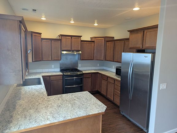 3rd image of 1283 N Ewell Ct