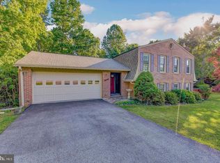 1111 E Patuxent Dr, La Plata, MD