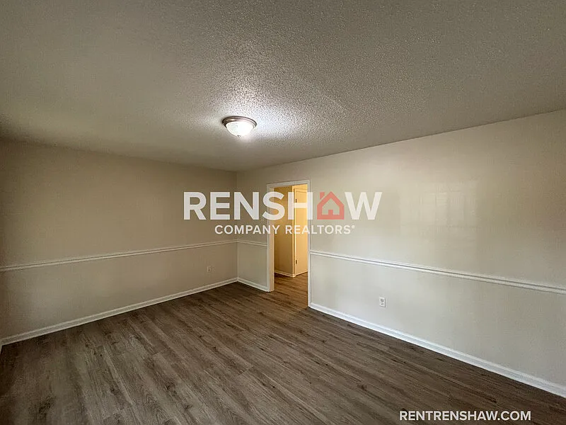 4 bed, 1.5 bath, 1172 sqft, $1,200 — Photo 2
