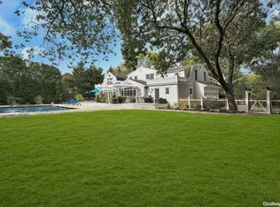 11 Pheasant Ln, Remsenburg, NY 11960