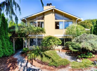 8215 210th Pl SW, Edmonds, WA 98026