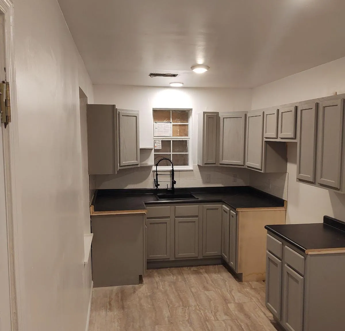 2 bed, 875 sqft, $975 — Photo 4