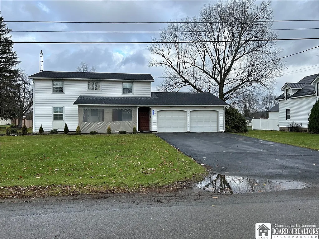 8714 Knowlton Rd photo 1