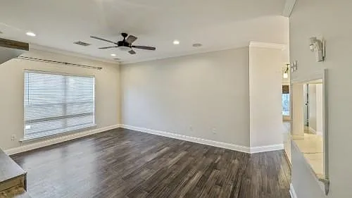 2735 Village Ct — Photo 13