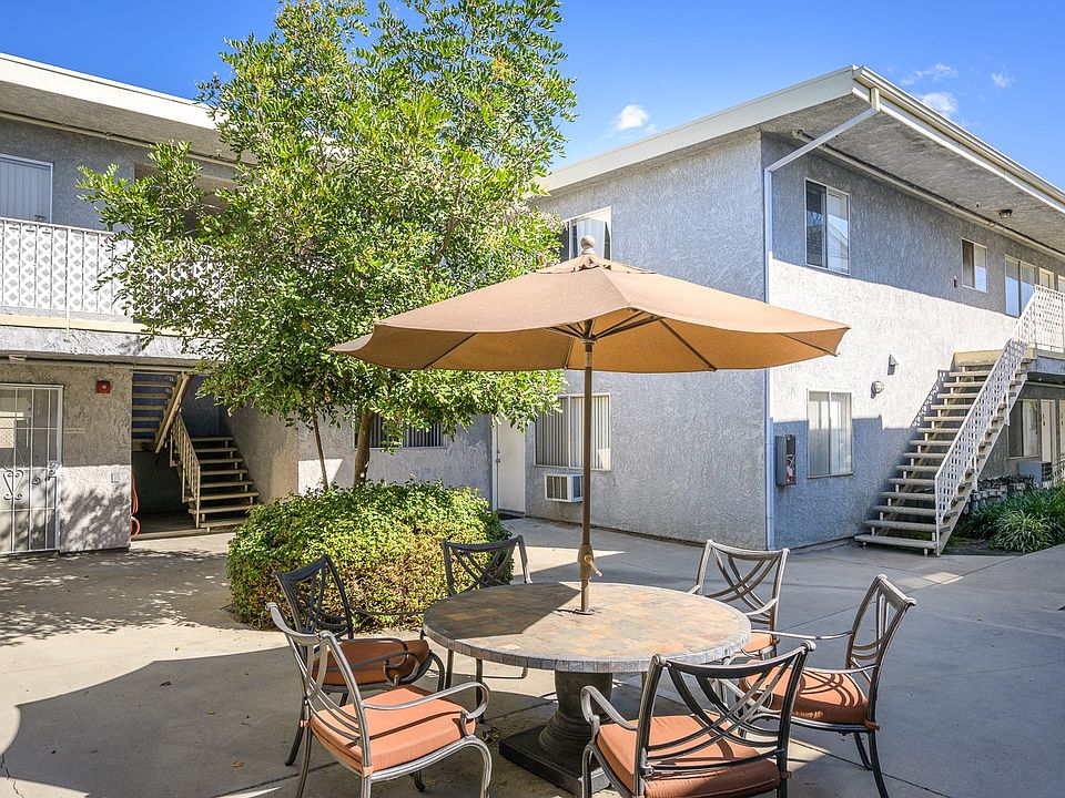 Whitsett Courtyard Apartment Rentals North Hollywood, CA Zillow