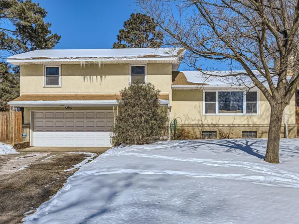 3318 Poe Rd, Brooklyn Center, MN 55429