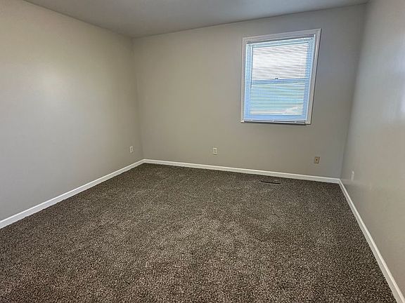 5th image of 712 S 10th St #3