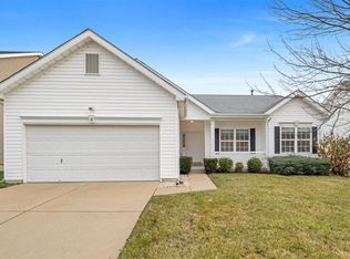 8 Horizon Ridge Ct, Saint Charles, MO 63303