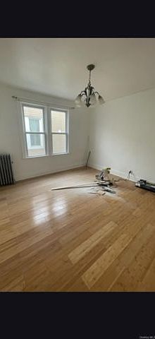 2nd image of 10935 112th St Floor 2