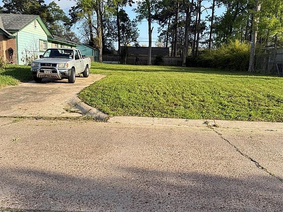 4th image of 6211 Guadalupe St
