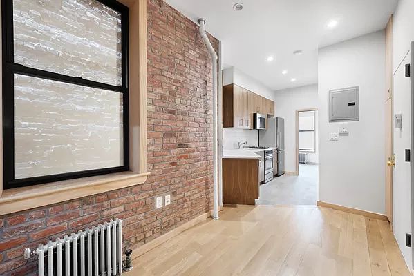 1st image of 110 Madison St #1B